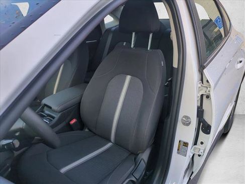 Certified 2025 Hyundai Sonata SE image 15