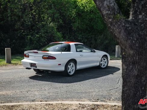 Used 1997 Chevrolet Camaro SS w/ SS Alteration Pkg image 17