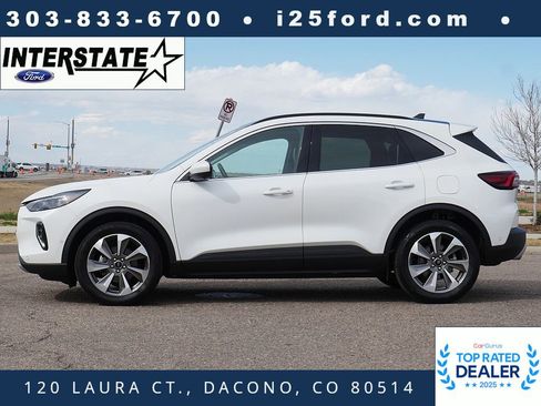 Used 2023 Ford Escape Platinum w/ Premium Technology Package AWD/4WD image 2
