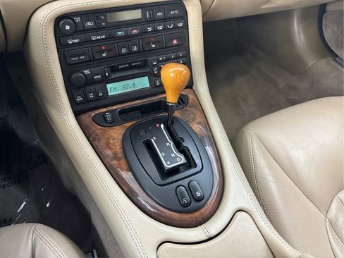 Used 1998 Jaguar XK8 Convertible RWD image 40