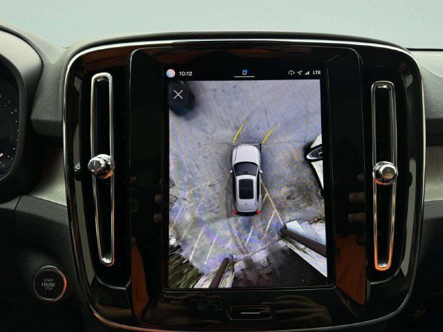 Used 2025 Volvo XC40 B5 Ultra w/ Climate Package AWD/4WD image 14
