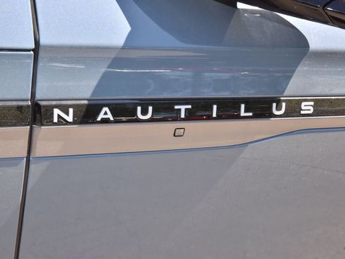 New 2026 Lincoln Nautilus Premier w/ Equipment Group 102A AWD/4WD image 50