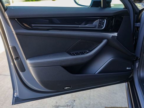 New 2025 Porsche Panamera 4 image 31