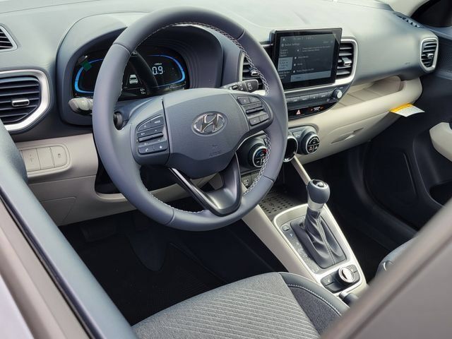 New 2026 Hyundai Venue SEL FWD image 3