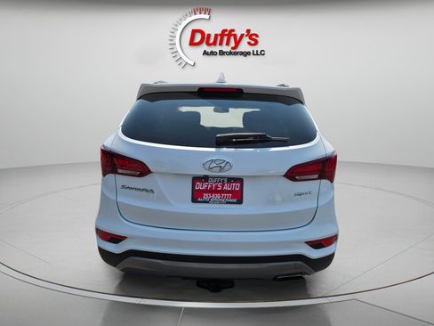 Used 2017 Hyundai Santa Fe Sport FWD image 17