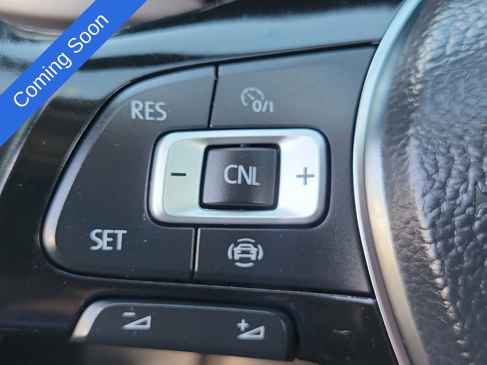 Used 2019 Volkswagen Atlas SE w/ Towing Package FWD image 8
