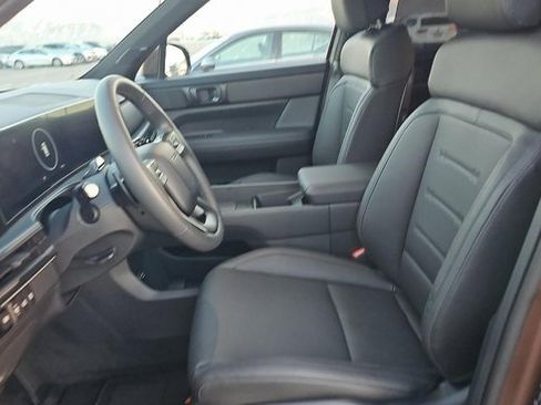 Used 2025 Hyundai Santa Fe Calligraphy image 5