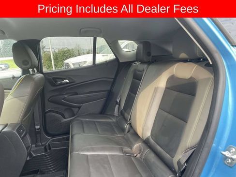 Used 2025 Chevrolet Trax ACTIV w/ Driver Confidence Package FWD image 17