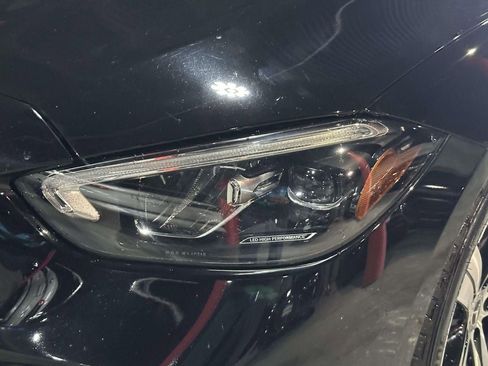 Used 2018 Dodge Durango SRT w/ SRT Interior Appearance Group image 10