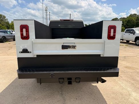 New 2026 GMC Sierra 2500 Pro w/ Convenience Package AWD/4WD image 4