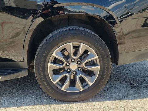Used 2024 Chevrolet Tahoe LS w/ Driver Alert Package RWD image 31