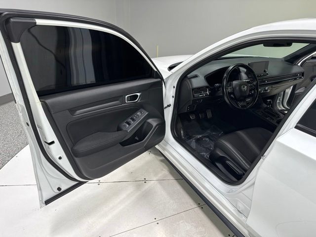 Used 2022 Honda Civic Sport Touring image 9