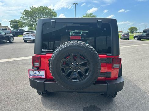 Used 2018 Jeep Wrangler Unlimited Sport AWD/4WD image 6
