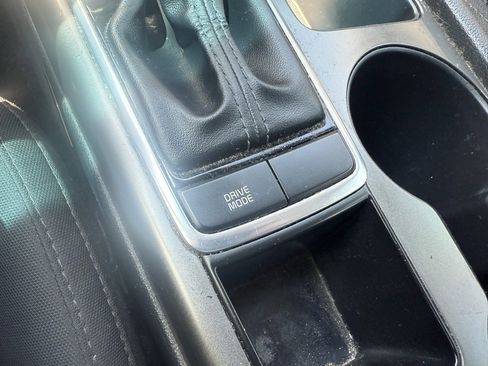 Used 2020 Kia Optima LX image 14