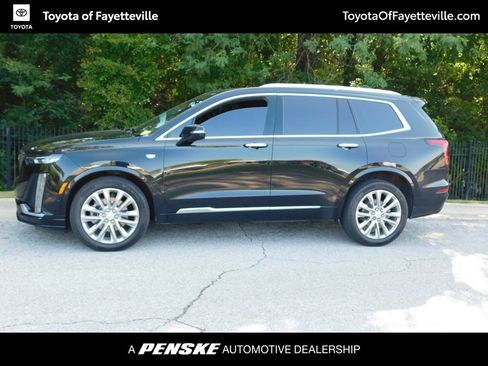 Used 2021 Cadillac XT6 Premium Luxury FWD image 8