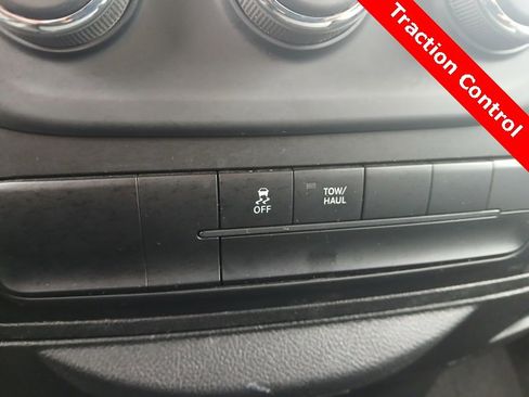 Used 2024 RAM 1500 Classic SLT image 21