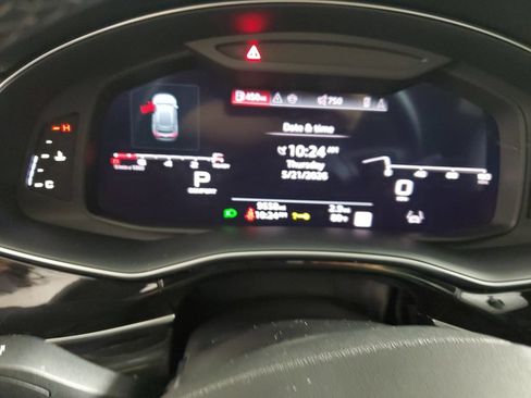 Used 2025 Audi Q8 Premium w/ Black Optic Package AWD/4WD image 25