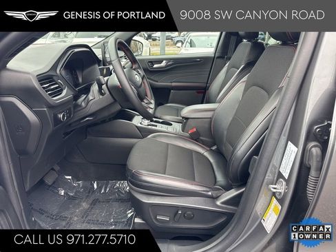 Used 2025 Ford Escape ST-Line image 14