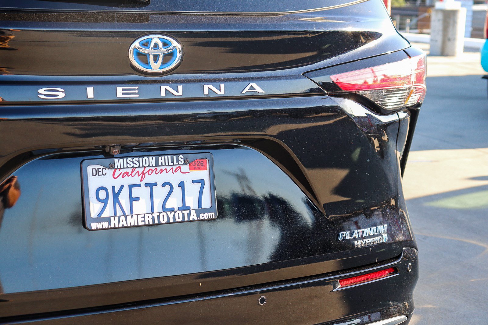 Certified 2024 Toyota Sienna Platinum AWD/4WD image 10