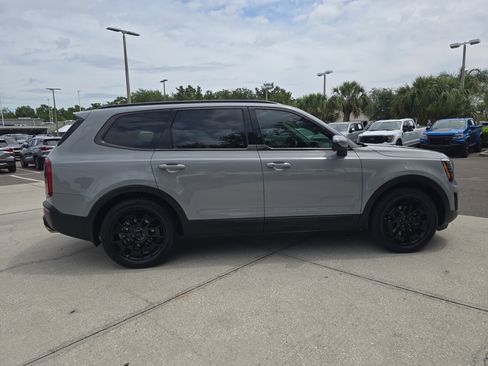 Used 2021 Kia Telluride EX w/ EX Premium Package AWD/4WD image 9