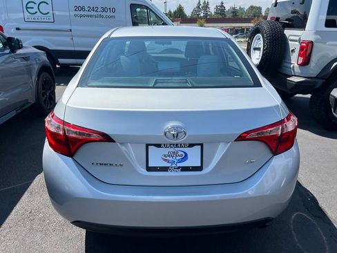 Used 2017 Toyota Corolla LE w/ Carpet Mat Package (TMS) FWD image 7
