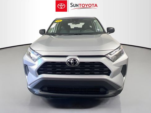 Used 2025 Toyota RAV4 LE image 10