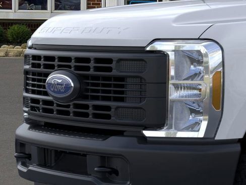 New 2026 Ford F250 XL w/ XL Off-Road Package image 17