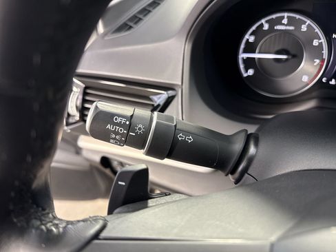 Used 2019 Acura RDX w/ Technology Package AWD/4WD image 15