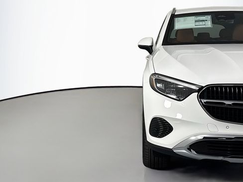 New 2026 Mercedes-Benz GLC 300 image 13