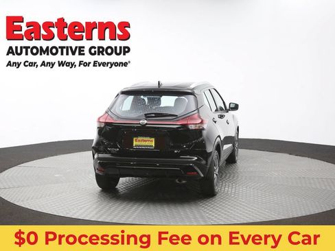 Used 2023 Nissan Kicks SV FWD image 37