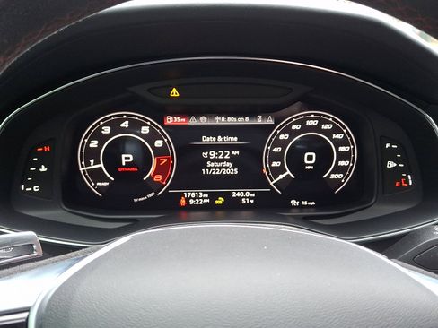 Used 2024 Audi RS 6 performance image 25