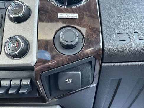Used 2014 Ford F350 Platinum image 25