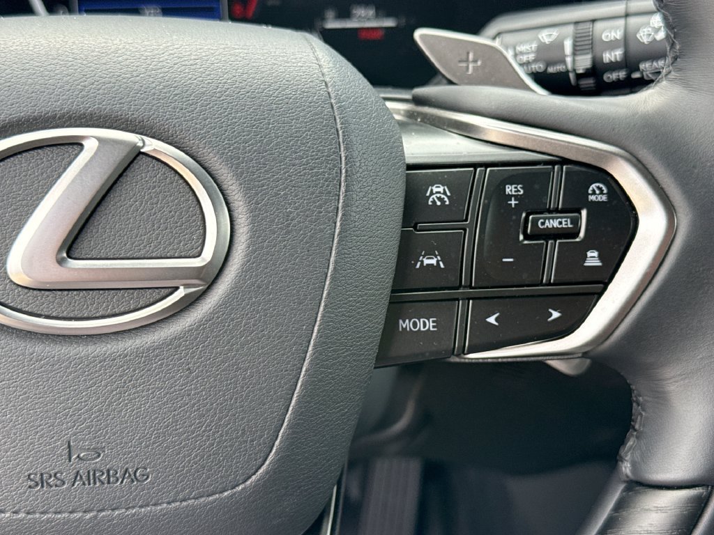 Used 2026 Lexus RX 350 Premium w/ Accessory Package (Z1) FWD image 27