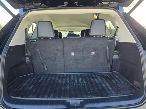 Used 2024 Toyota Grand Highlander XLE image 18