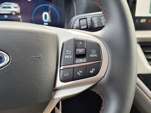 New 2026 Ford Explorer Active image 41