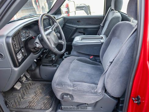 Used 2001 Chevrolet Silverado 3500 LS w/ Off-Road Skid Plate Pkg image 38