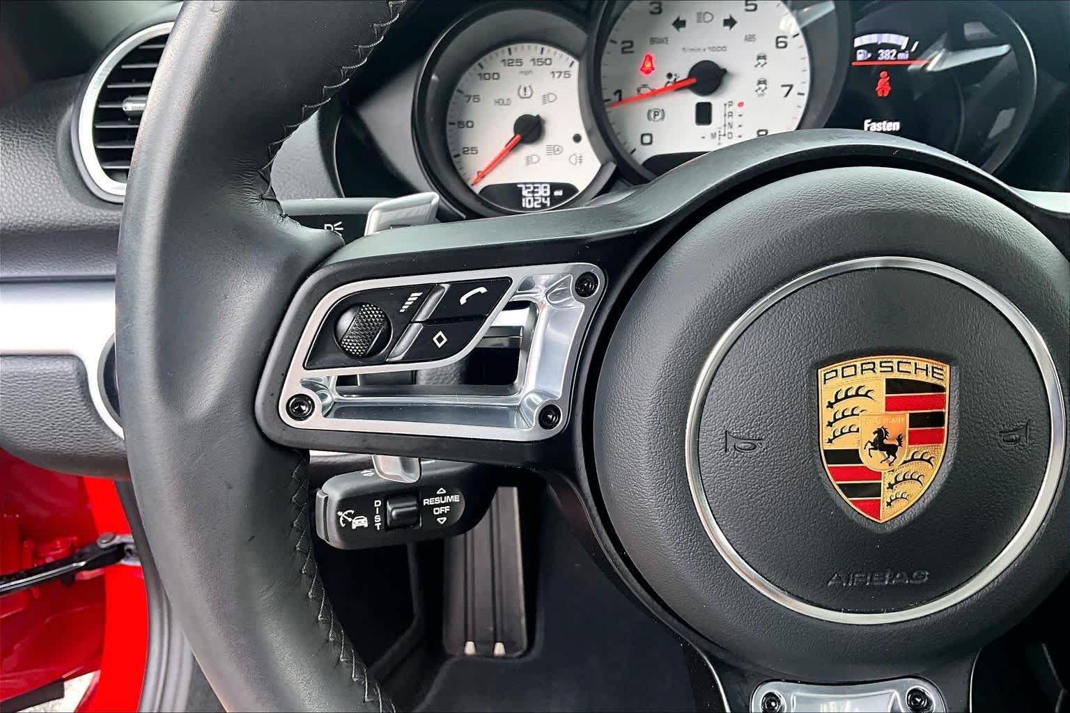 Used 2024 Porsche 718 Boxster RWD image 20