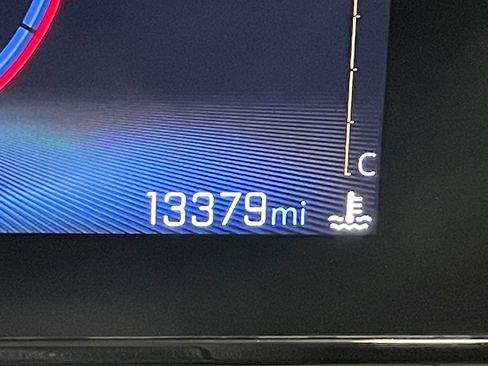 Used 2024 Chevrolet Trax LT w/ Driver Confidence Package image 6