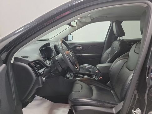 Certified 2023 Jeep Cherokee Altitude Lux AWD/4WD image 2