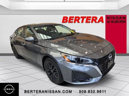 New 2025 Nissan Altima 2.5 SV w/ SV Special Edition Package image 4