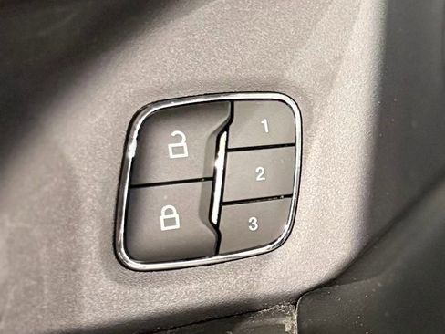 Used 2019 Ford Expedition Platinum image 29