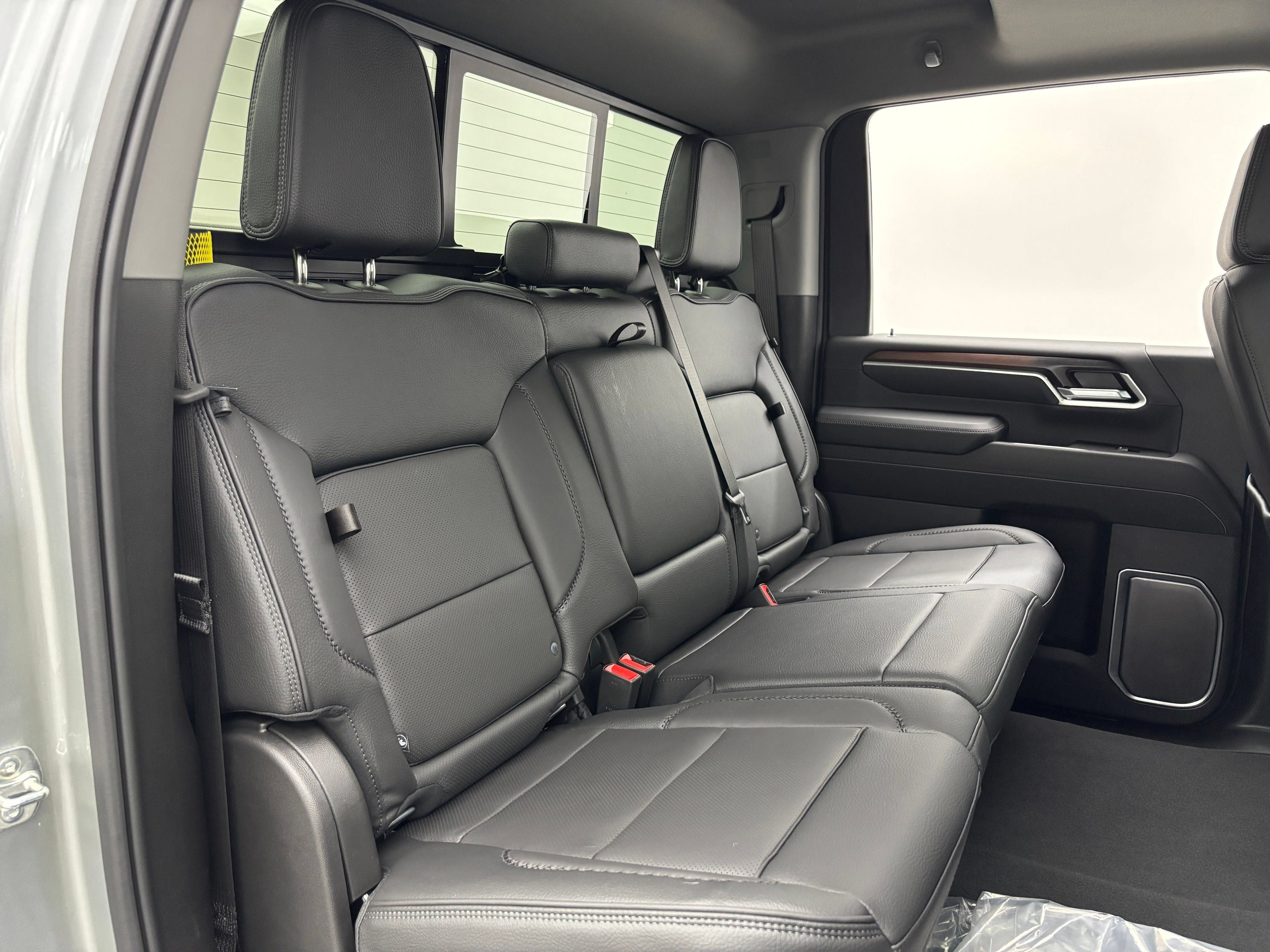New 2026 GMC Sierra 2500 Denali w/ Denali Reserve Package AWD/4WD image 43