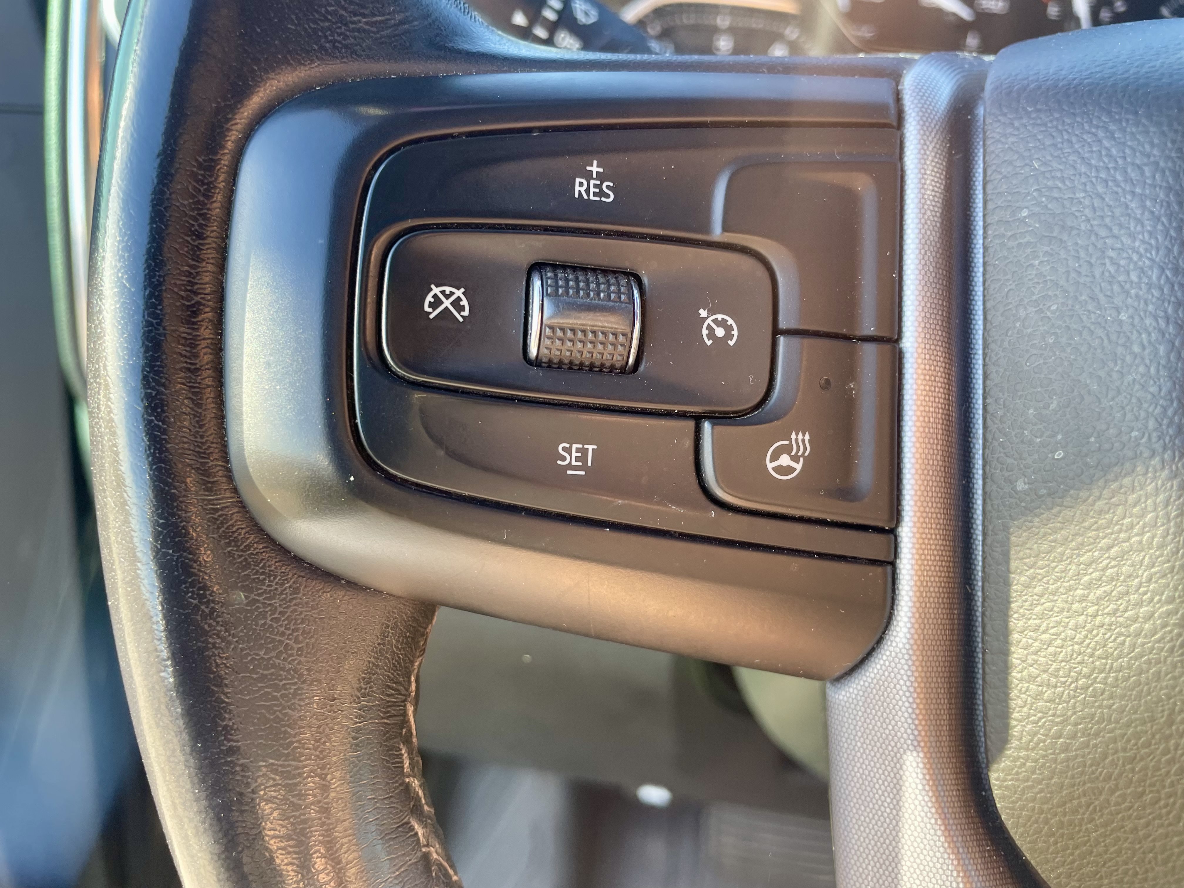 Used 2021 GMC Sierra 3500 SLT AWD/4WD image 16