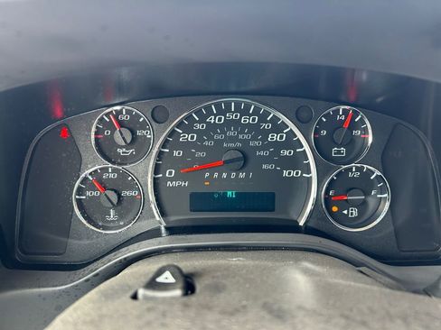 New 2025 Chevrolet Express 3500 w/ Power Convenience Package RWD image 14