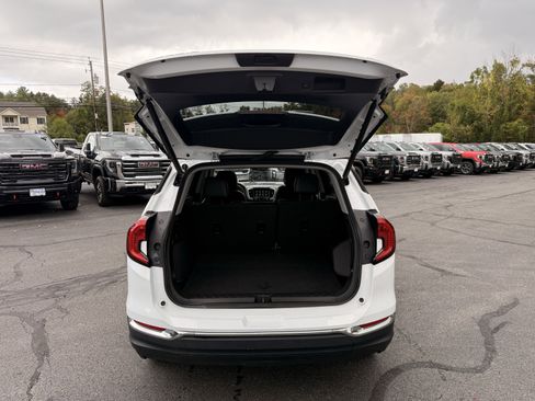 Certified 2023 GMC Terrain SLT image 19