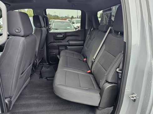 Used 2024 Chevrolet Silverado 1500 Custom Trail Boss w/ Dark Appearance Package image 16