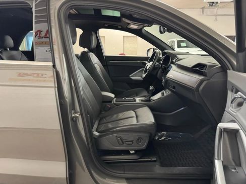 Used 2020 Audi Q3 2.0T Premium Plus w/ Premium Plus Package AWD/4WD image 41