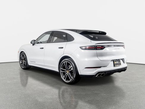 Used 2023 Porsche Cayenne Turbo w/ Premium Package Plus (PI3) AWD/4WD image 15