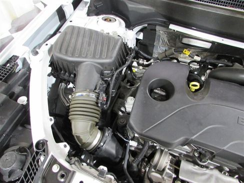 Used 2023 GMC Terrain SLT image 63