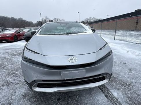 New 2026 Toyota Prius XSE Premium image 8